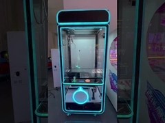 Mini-jouet en peluche à la main, à la main, à la main, à la main, à la main, à la main, à la main, à la main.